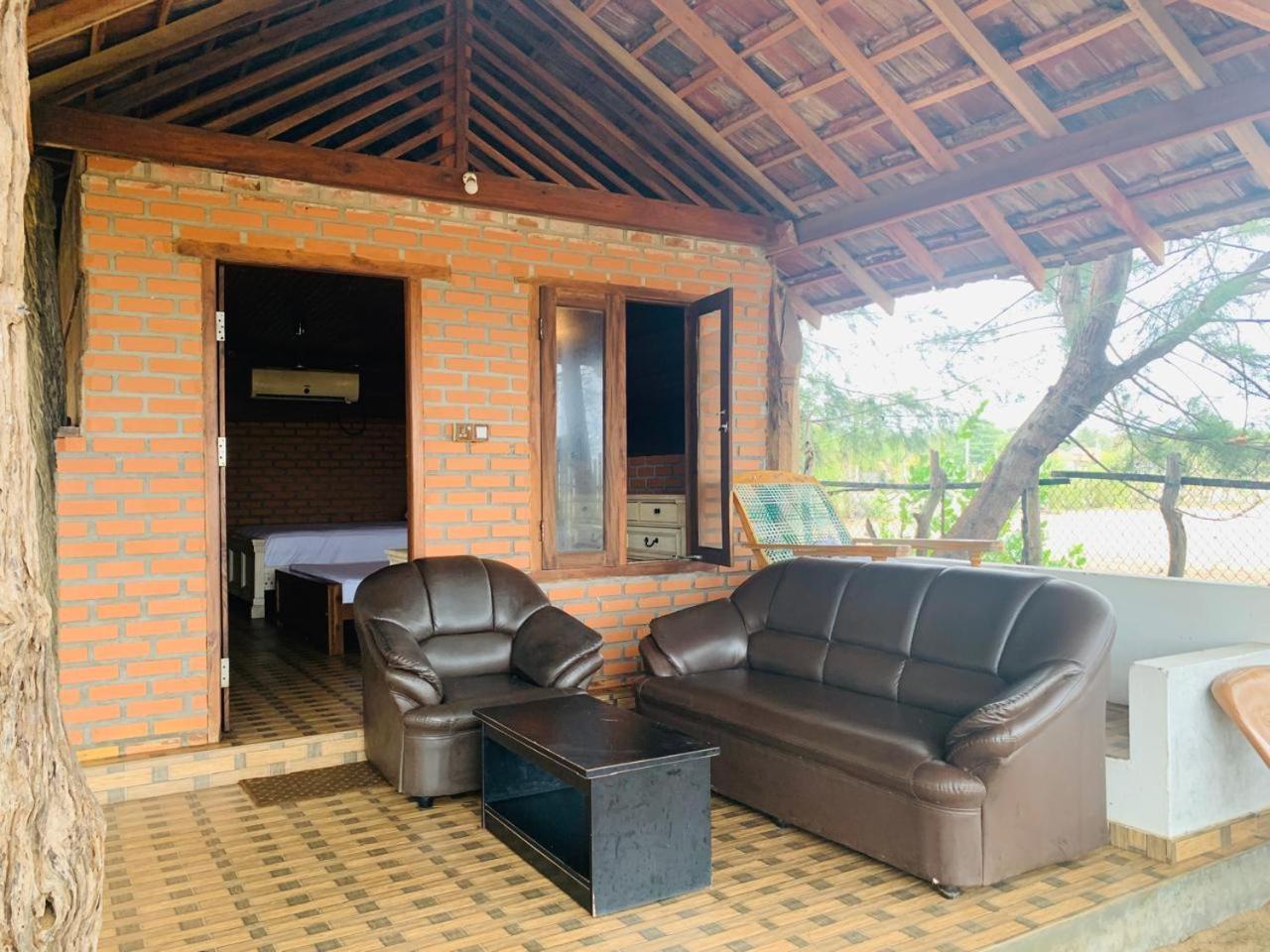 Shim Beach Resort อารูกัมเบย์ ภายนอก รูปภาพ